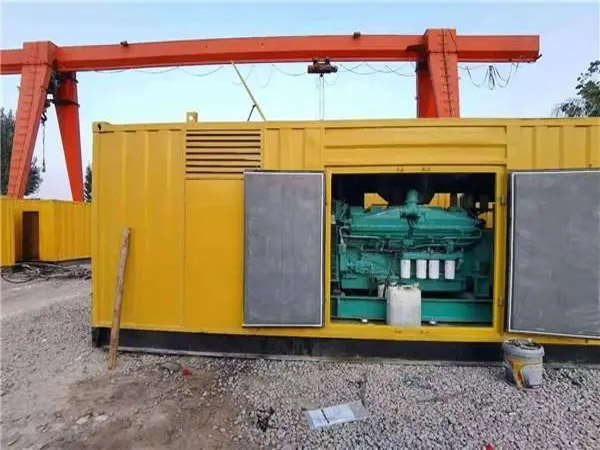 驿城冬季低温环境下，500KW发电机组应该选择什么类型的启动电瓶？